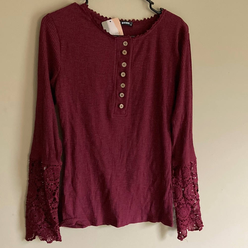 Lace Henley NWT